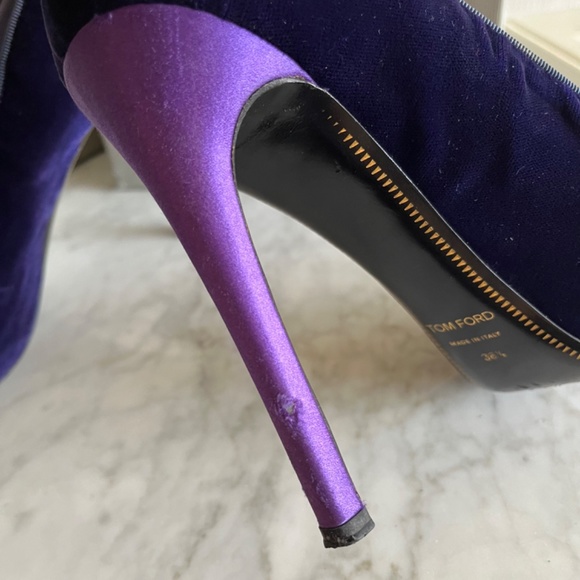 Tom Ford Purple Velvet Heels - Picture 5 of 11